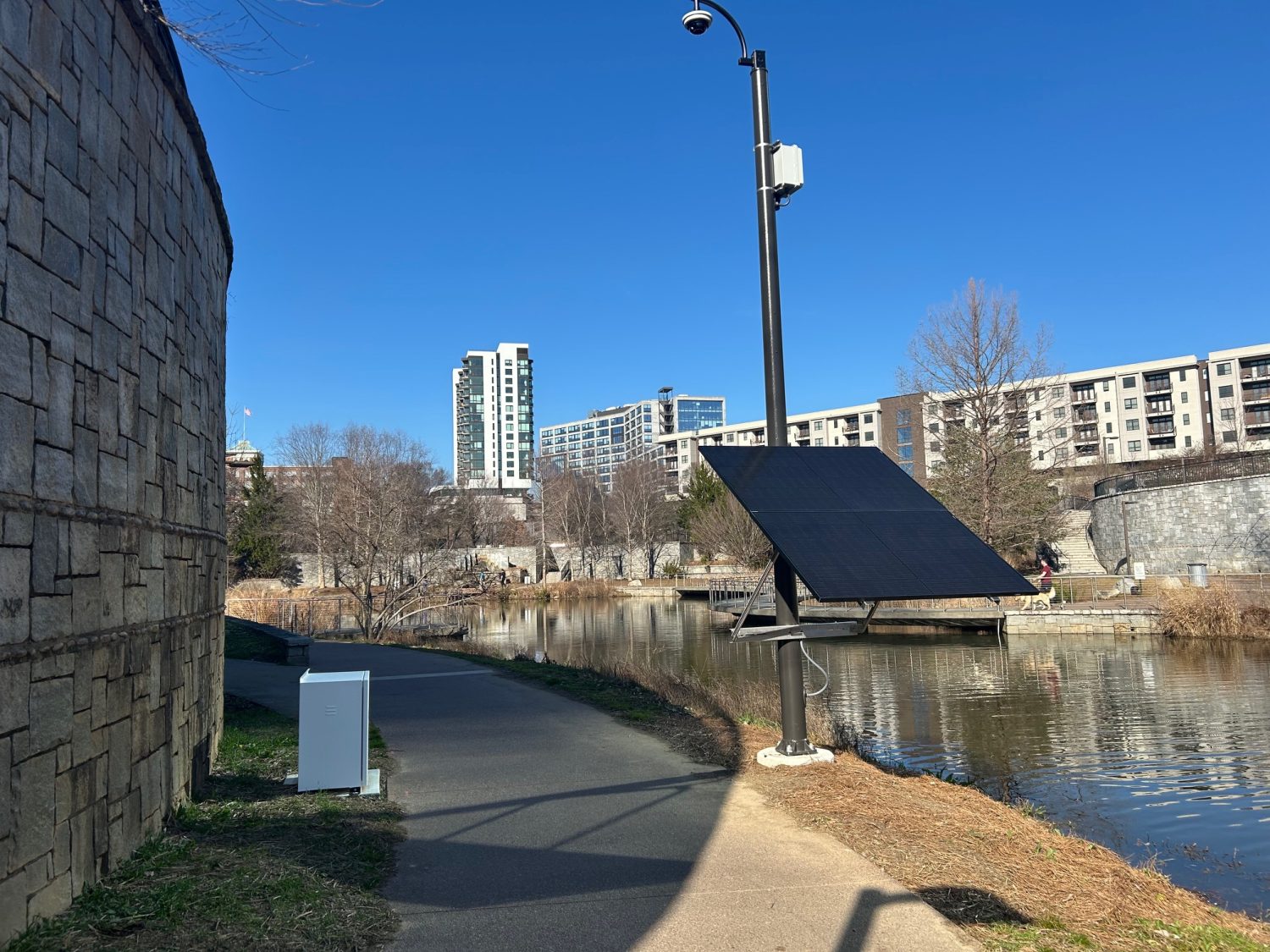 Steady Max pole with camera mounts and solar panels attached.